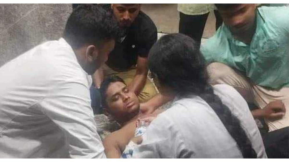 গুরুতর আহত হয়ে ঢামেকে সমন্বয়ক হাসনাত আব্দুল্লাহ