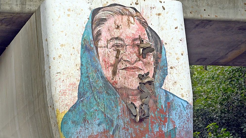 ন্যায়বিচার এবং বি-আওয়ামীকরণ প্রক্রিয়া ও জাতীয় ঐক্যের প্রশ্ন