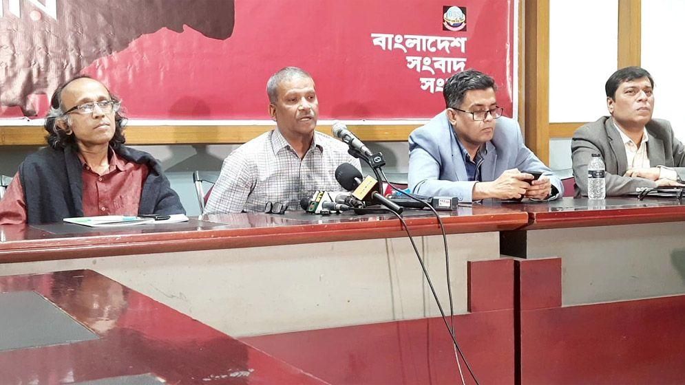 ইলিয়াস হোসেনের অভিযোগের জবাবে যা বললেন আসিফ নজরুল