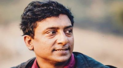 রাস্তায় টাইলস বসানোকে কেন্দ্র করে তর্ক, নাট্যকর্মী লাঞ্ছিতের অভিযোগ