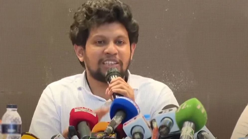 হাসিনা যে গণহত্যা চালিয়েছে ভারতকে স্বীকৃতি দিতে হবে : মাহফুজ