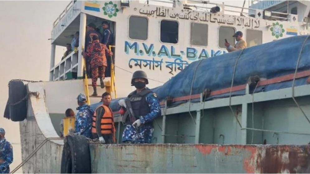 মেঘনায় জাহাজে নিহতের সংখ্যা বেড়ে ৭