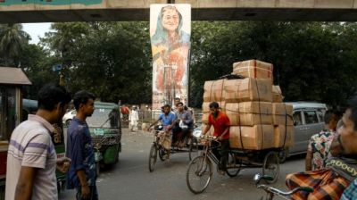 অর্থ পাচার করে যেভাবে বাংলাদেশের অর্থনীতি শেষ করে দেওয়া হয়েছে