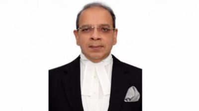 মঙ্গলবার বিশেষ সভা ডেকেছেন প্রধান বিচারপতি