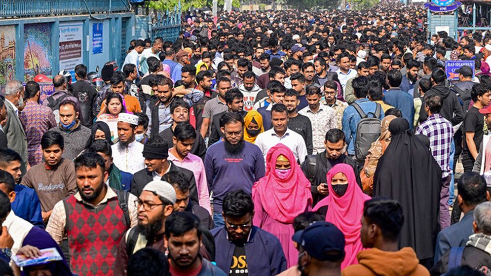 বাংলাদেশের বিপ্লবী শিক্ষার্থীদের স্বপ্ন ফিকে হয়েছে বেকারত্বে