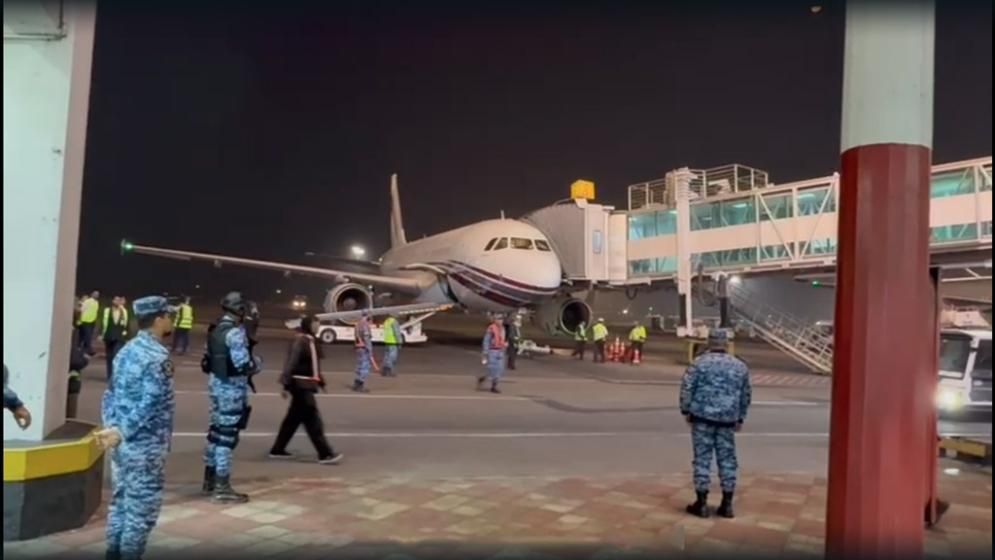 খালেদা জিয়া লন্ডনের পথে, যেসব প্রশ্ন নেতাকর্মীদের মনে