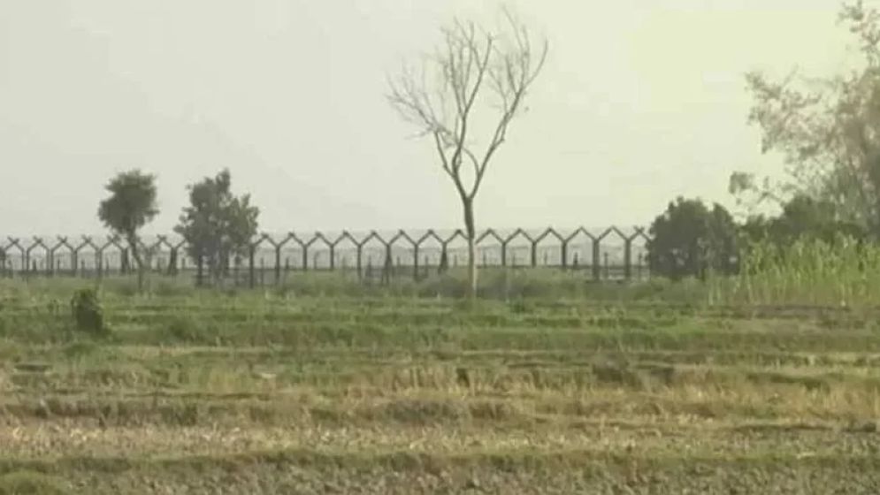 বিএসএফের বিরুদ্ধে এবার গুলি ছোড়ার অভিযোগ