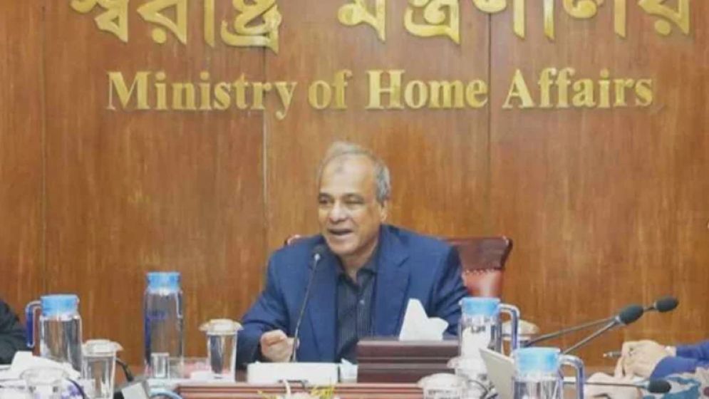 ভারতের সঙ্গে অসম চুক্তি নিয়ে আলোচনা হবে: স্বরাষ্ট্র উপদেষ্টা