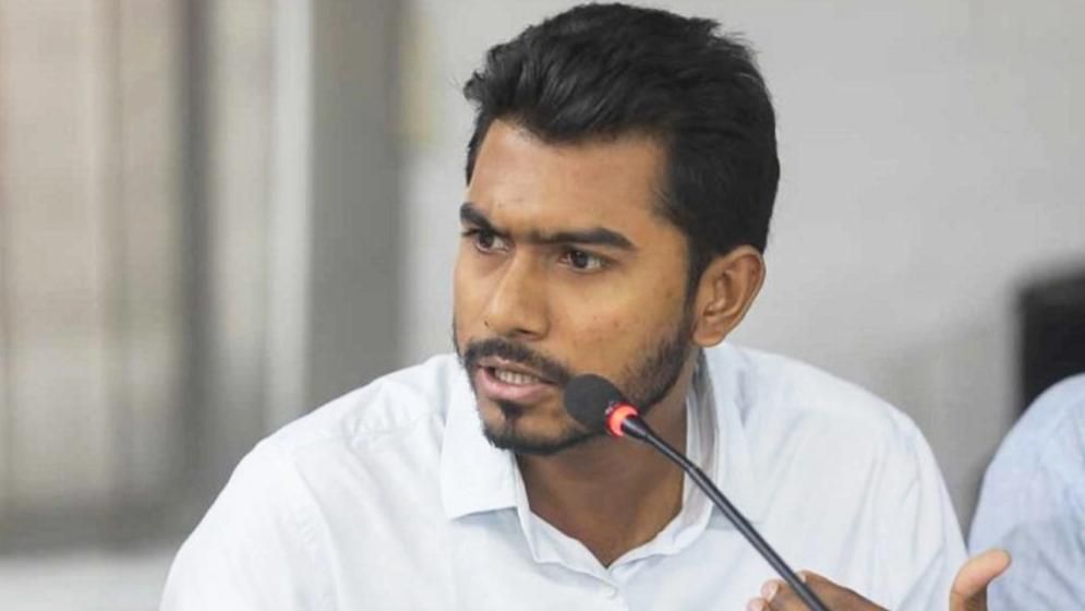 উপদেষ্টা পরিষদ পুনর্গঠন করে জাতীয় সরকারের দাবি নুরের