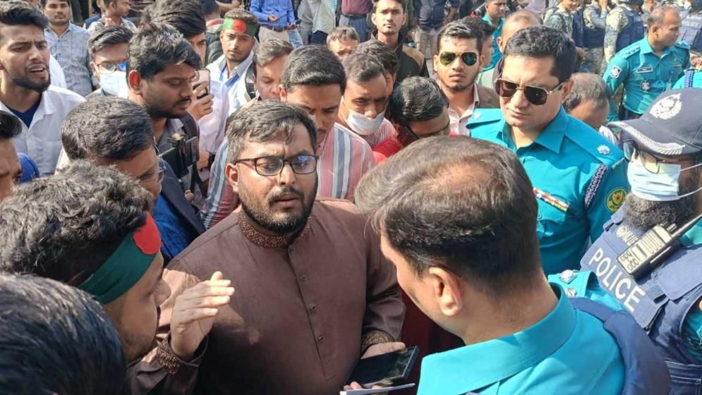 স্বাস্থ্য উপদেষ্টার সঙ্গে বৈঠকে ম্যাটস শিক্ষার্থীদের প্রতিনিধি দল