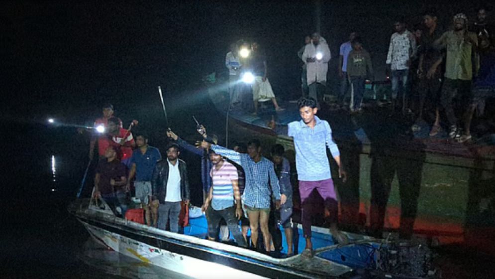 শরীয়তপুরে ডাকাতি ঠেকাতে গণপিটুনি, নিহত ২