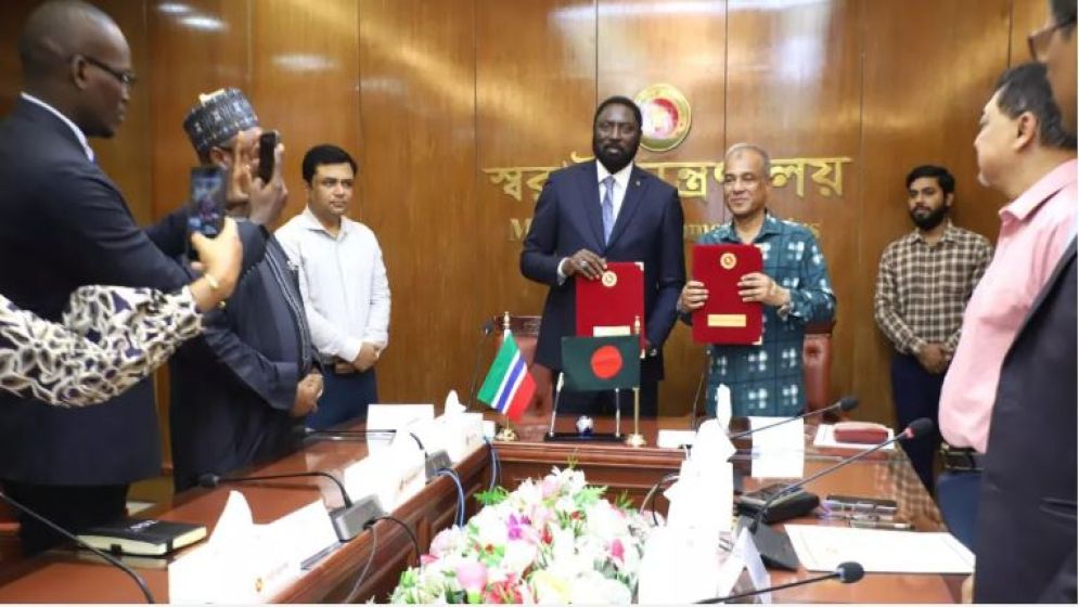 গাম্বিয়ার সঙ্গে ভিসা অব্যাহতি চুক্তি কূটনৈতিক বিনিময়কে উৎসাহিত করবে: স্বরাষ্ট্র উপদেষ্টা