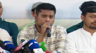 রাজনীতিতে সেনাবাহিনীর প্রভাব নিয়ে আমরা সন্দিহান : হাসনাত
