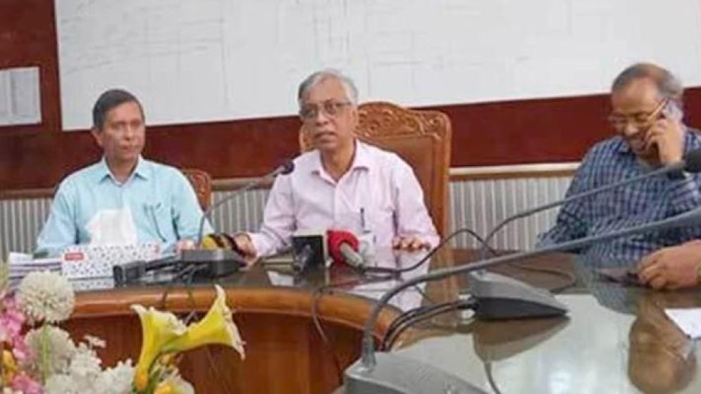 রাখাল রাহার ‘৪০০ কোটির বাণিজ্য’ প্রসঙ্গে যা বললেন এনসিটিবি চেয়ারম্যান