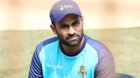বাসায় ফিরলেন তামিম