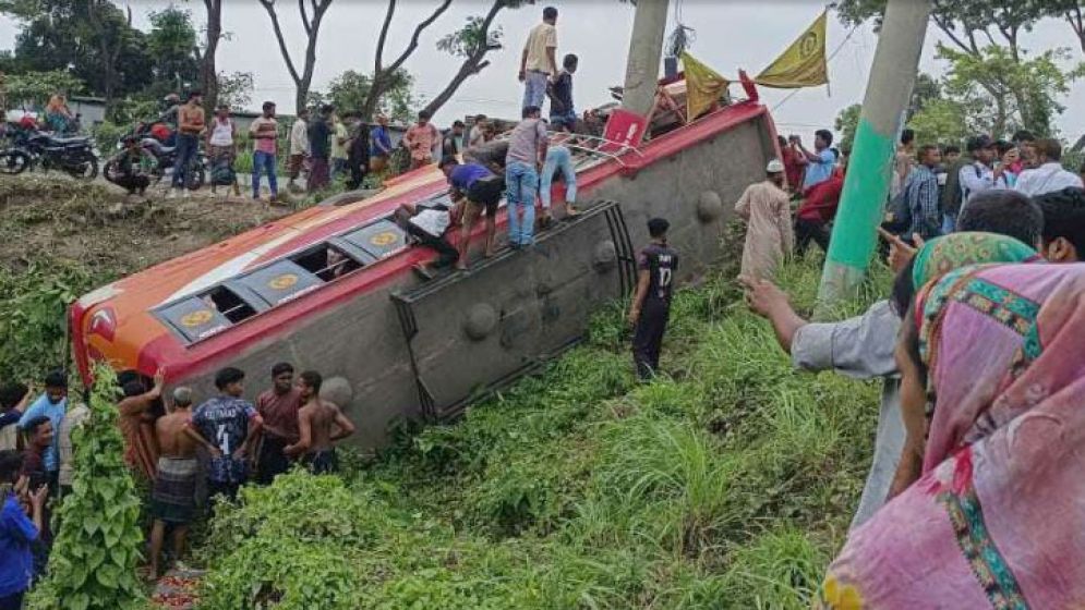 নিহত বেড়ে ৭