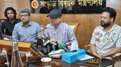 ইরেশ জাকেরের বিরুদ্ধে মামলা খুবই বিরক্তিকর: সংস্কৃতি উপদেষ্টা