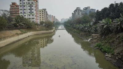 সেই প্রমত্তা নড়াই নদী এখন ময়লার ভাগাড়