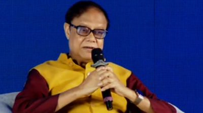 বিনিয়োগ সম্মেলনে নতুন উদ্যোক্তাদের সুখবর দিলেন গভর্নর