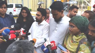 প্রশাসন বিএনপির পক্ষে, এদের অধীন নির্বাচন সম্ভব নয় : নাহিদ