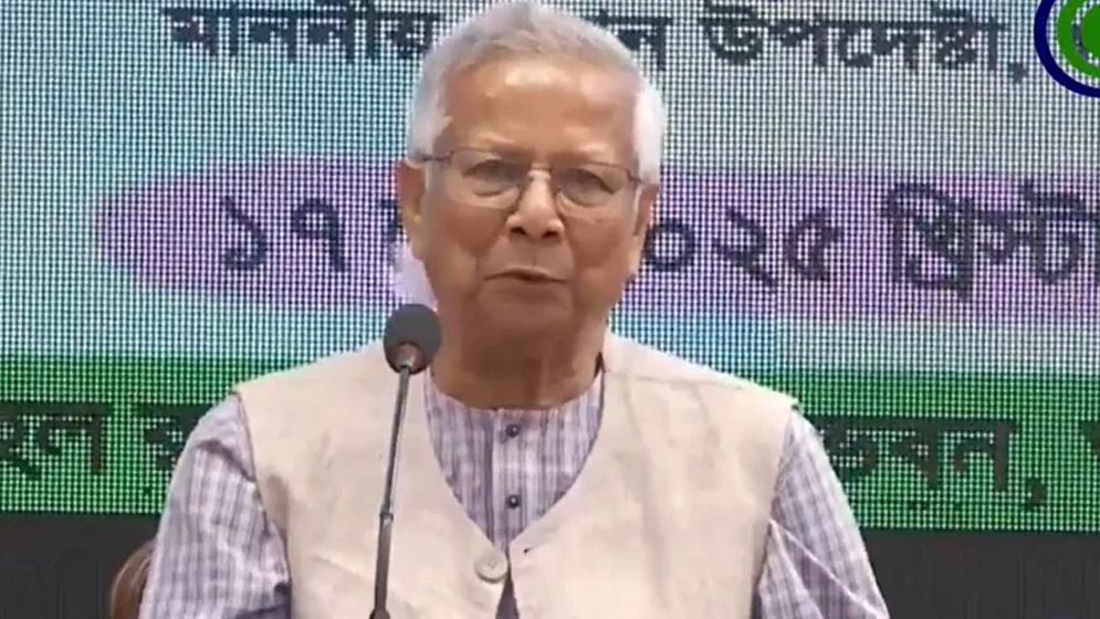 মাইক্রোক্রেডিট ব্যাংক হবে সামাজিক ব্যবসার মডেল: প্রধান উপদেষ্টা