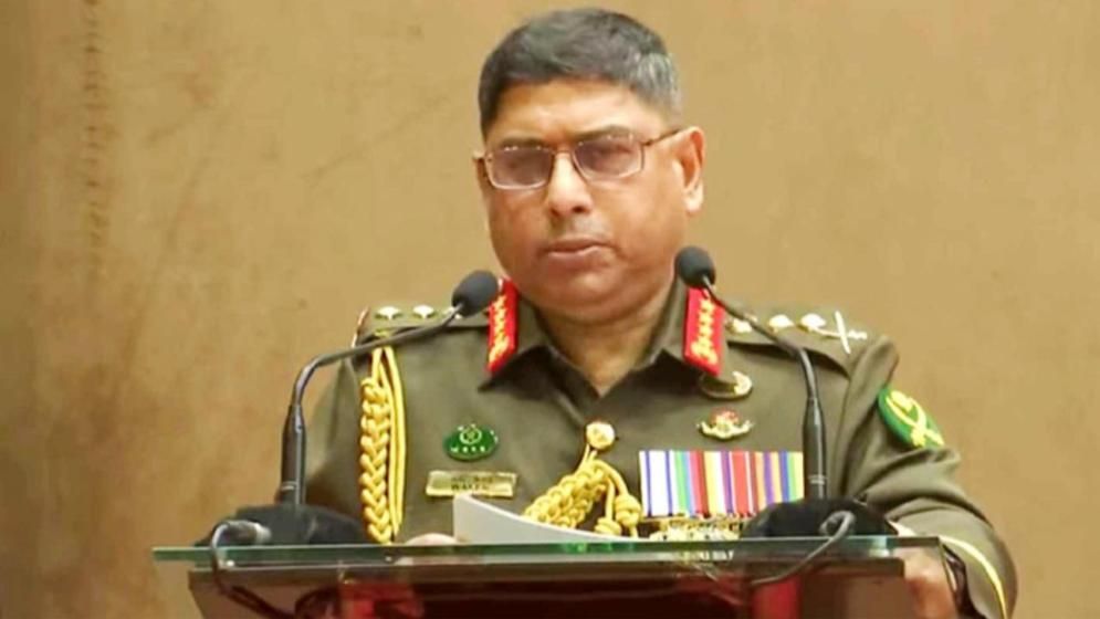 নির্বাচন ডিসেম্বরের মধ্যে হওয়া উচিত: সেনাপ্রধান