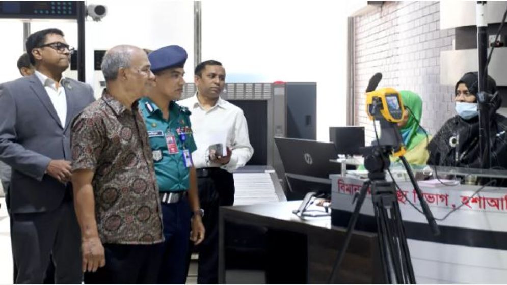 'শেখ হাসিনাকে ফেরাতে ইন্টারপোলের মাধ্যমে চেষ্টা চলছে'