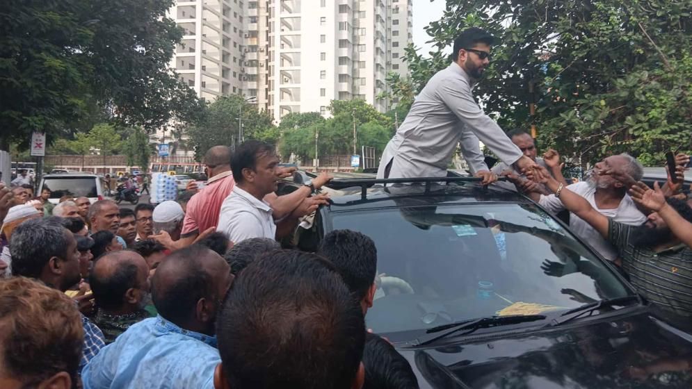 আল্টিমেটাম দিয়ে আন্দোলন স্থগিত করলেন ইশরাক