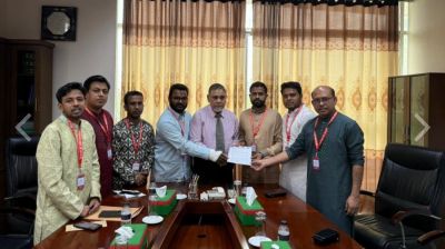 ‎আ.লীগ ও জাপাসহ ১৪ দলের নিবন্ধন বাতিল চেয়ে ইসিতে গণঅধিকার পরিষদের আবেদন