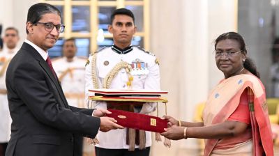 ভারতের রাষ্ট্রপতির কাছে বাংলাদেশ হাইকমিশনারের পরিচয়পত্র পেশ