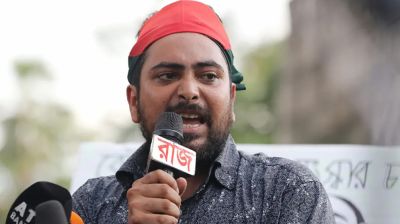 ‘শাহবাগের অবস্থান চলমান থাকবে, দ্রুত সিদ্ধান্ত না আসলে আবারো ঢাকা মার্চ’