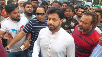 রাস্তা না ছেড়ে আরও জোরদার আন্দোলনের আহ্বান ইশরাকের