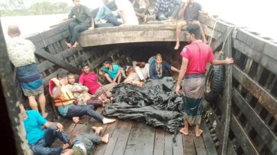 মেঘনা নদীতে ৩৯ যাত্রী নিয়ে ট্রলারডুবি