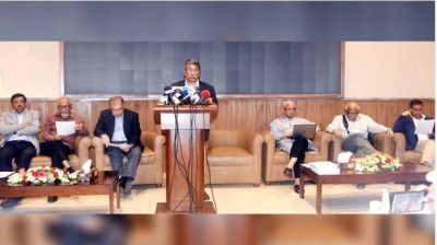 তত্ত্বাবধায়ক সরকার পুনঃপ্রতিষ্ঠায় কোনো দ্বিমত নেই: আলী রীয়াজ
