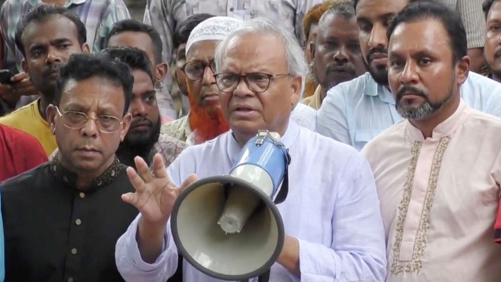 বিএনপি ক্ষমতায় গেলে শহীদদের পরিবার ও আহতদের দায়িত্ব রাষ্ট্র নেবে : রিজভী