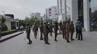 উত্তেজনা বাড়ছে এনবিআরে, সেনা–পুলিশ মোতায়েন