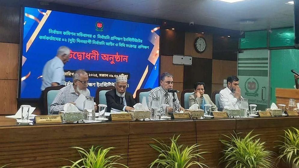 নির্বাচনের তফসিল ঘোষণা নিয়ে যা জানালেন সিইসি