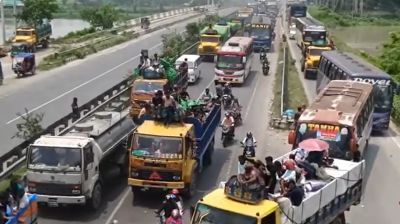 ৩০ কিলোমিটার জুড়ে যানজট ঢাকা-টাঙ্গাইল-যমুনা মহাসড়কে