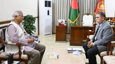 প্রধান উপদেষ্টার সঙ্গে সিইসির সৌজন্য সাক্ষাৎ