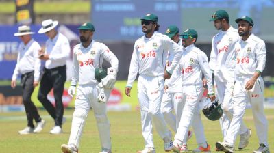 তাইজুলের লড়াইয়ের পরও ২৪৭ রানে থামল বাংলাদেশের ইনিংস