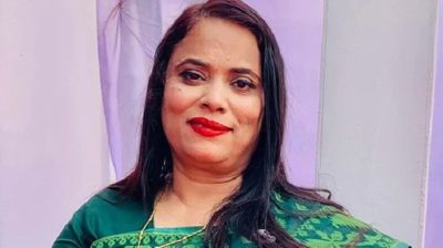 আ.লীগ নেত্রী ও সাবেক এমপি সাবিনা গ্রেপ্তার