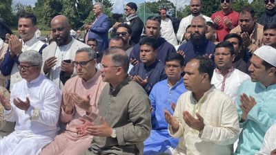 নেতাকর্মীদের সঙ্গে ঈদের নামাজ আদায় করলেন তারেক রহমান