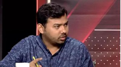 সারোয়ার তুষারকে নৈতিক স্খলনের অভিযোগে কারণ দর্শানোর নোটিশ