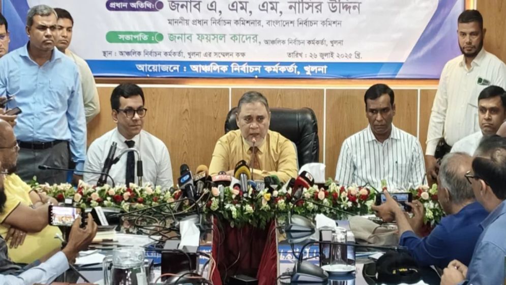 ভোটারদের আস্থা ফেরানো ও নারী ভোটারদের অংশগ্রহণ নিশ্চিত করাই বড় চ্যালেঞ্জ: সিইসি
