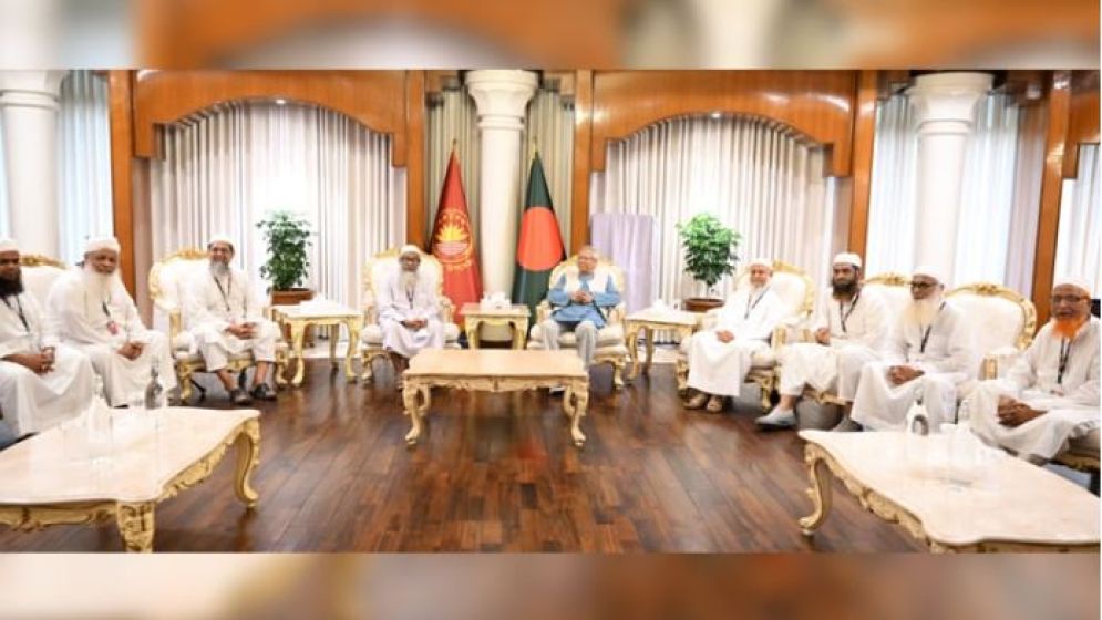 হেফাজত নেতাদের সঙ্গে প্রধান উপদেষ্টার বৈঠক