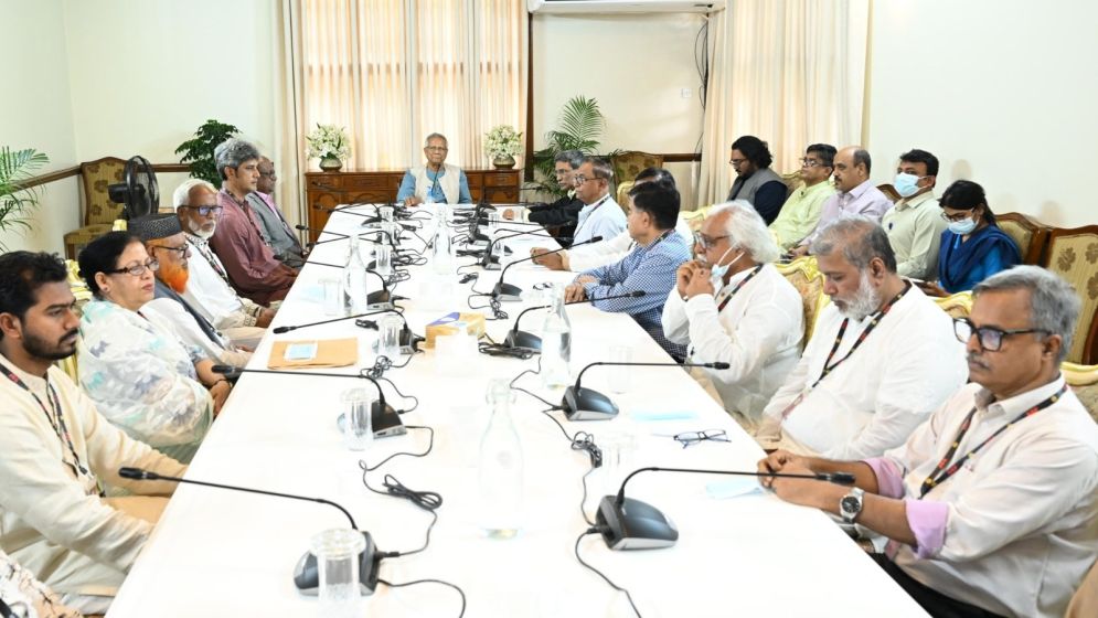 পরাজিত শক্তির নানা ষড়যন্ত্রের লক্ষণ দেখা যাচ্ছে: প্রধান উপদেষ্টা
