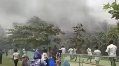 খোঁজ মেলেনি পাইলটের