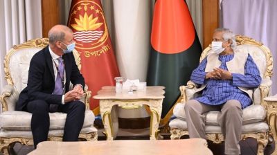 সংস্কারমূলক কর্মসূচির জন্য প্রধান উপদেষ্টার প্রশংসা করলেন বিশ্বব্যাংকের ভাইস প্রেসিডেন্ট