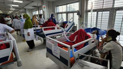 ঢাকায় পৌঁছেছে ভারতের বিশেষজ্ঞ চিকিৎসক দল