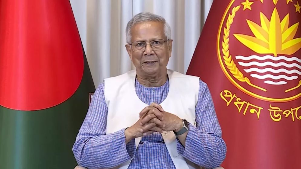 রাতে জাতির উদ্দেশে ভাষণ দেবেন প্রধান উপদেষ্টা